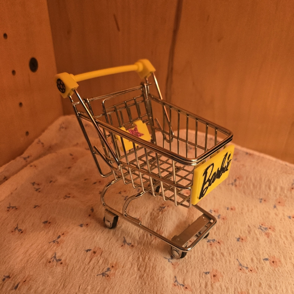 Vintage-Style Mini Barbie Shopping Cart